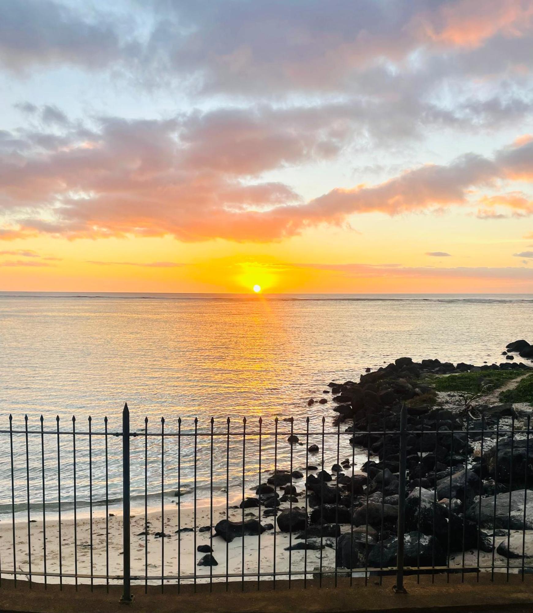 Sunset Paradise Albion Dış mekan fotoğraf
